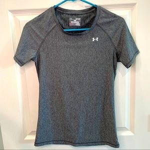 Under Armour for heat gear short sleeve top gray‎